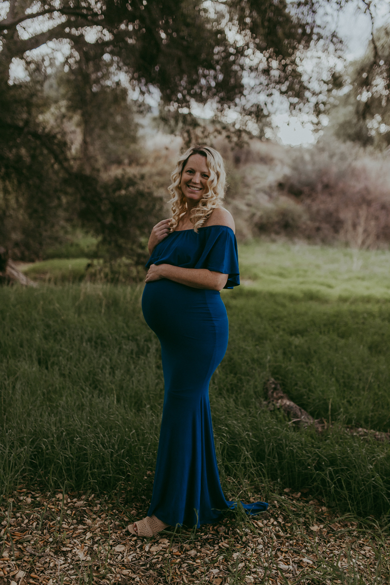 Temecula Maternity Photographer, pregnant woman in long blue dress